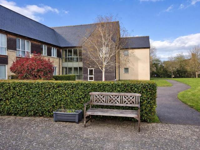 2 bedroom retirement property for sale