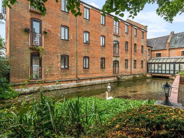 2 bedroom retirement property for sale