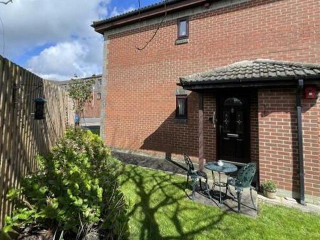 2 Bedroom Retirement Property For Sale In Spa Road
