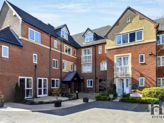 2 bedroom retirement property for rent in Wake Green Road, Bir.