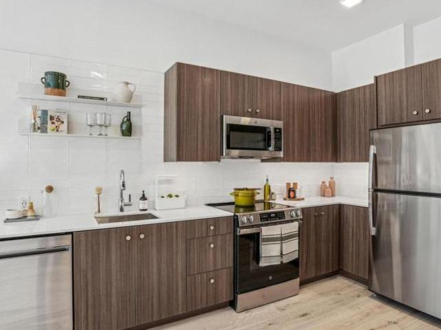 2 bedroom, Revere MA 02151 LS92043957