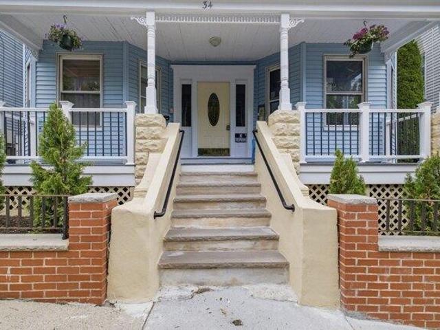 2 bedroom, Revere MA 02151 105387551