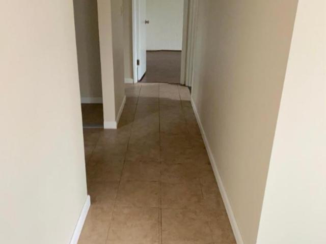 2 bedroom, Renton WA 98056 LS105620476