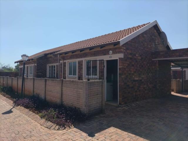 2 Bedroom rental in The Orchards Immediately Available