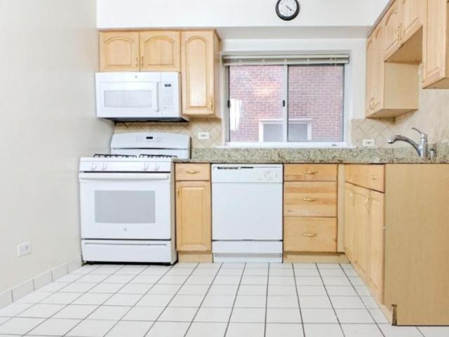 2 bedroom, River Forest IL 60305 105777851