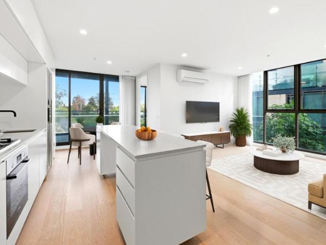2 Bedroom Apartment Ringwood VIC 102759162