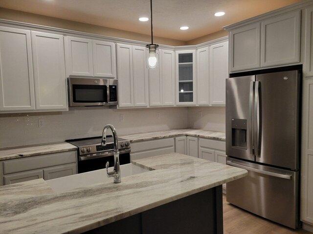 2 bedroom, Rutland MA 01543 105515081