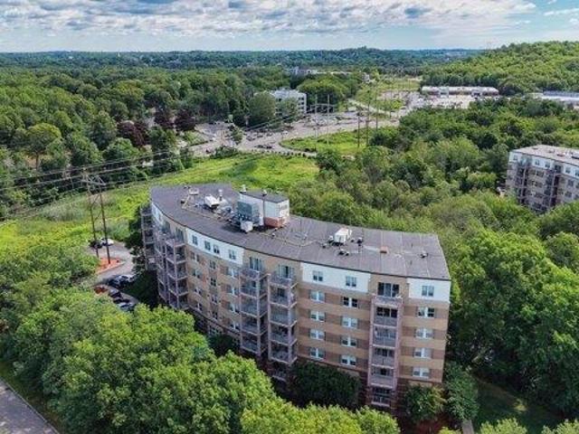 2 bedroom, Woburn MA 01801 105367046
