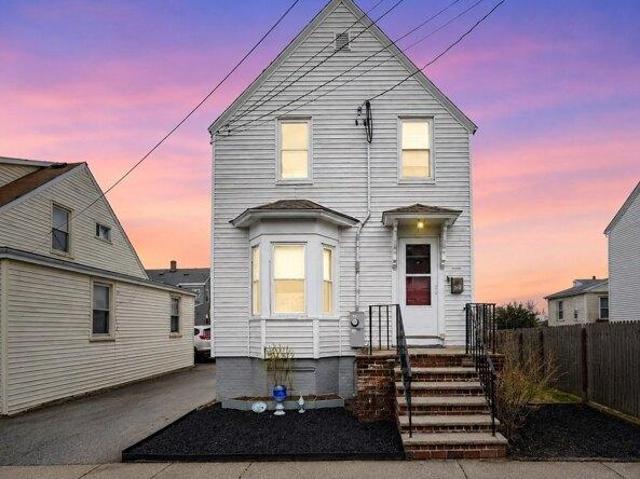 2 bedroom, Woburn MA 01801 105419343
