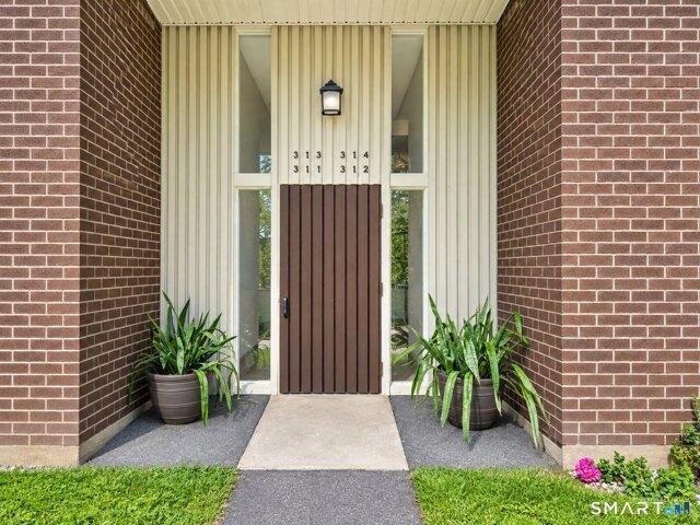 2 bedroom, Woodbury CT 06798 105425594
