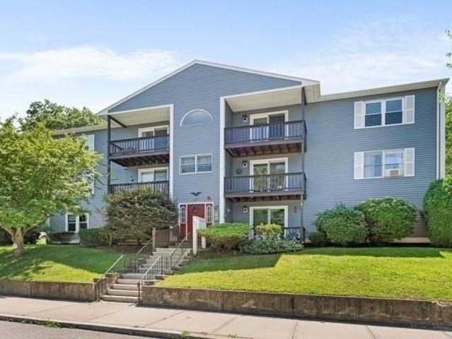 2 bedroom, Woonsocket RI 02895 105516325