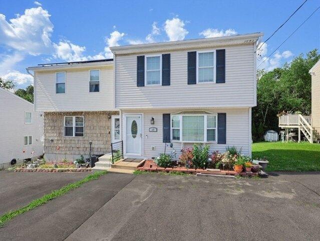 2 bedroom, Worcester MA 01604 104442143