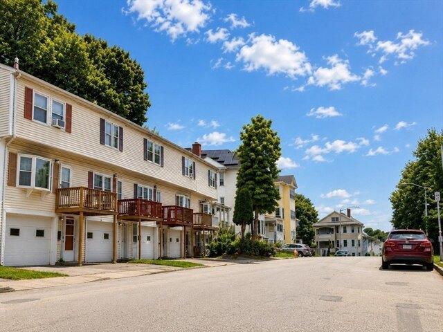 2 bedroom, Worcester MA 01604 104444297
