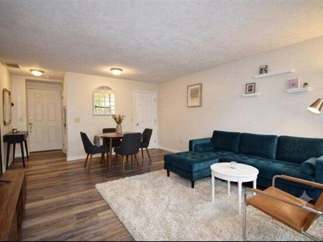 2 bedroom, Worcester MA 01604 105383314