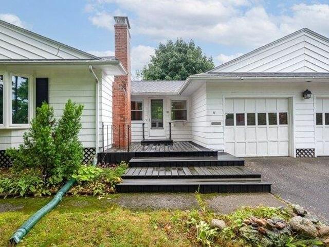 2 bedroom, Worcester MA 01606 105258663