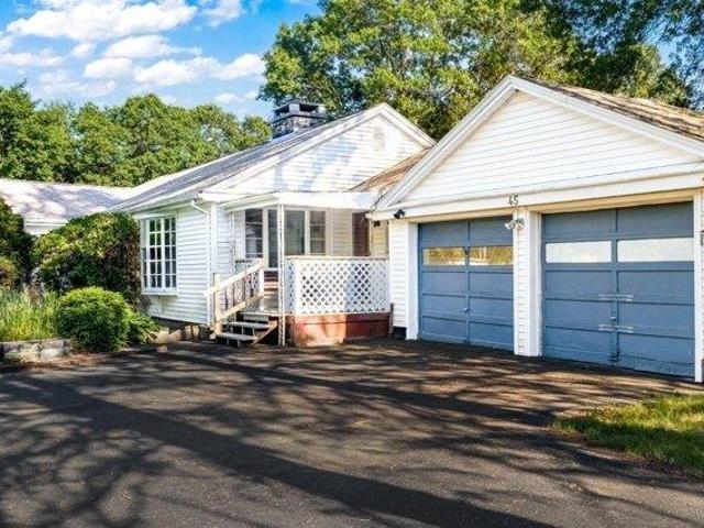 2 bedroom, Worcester MA 01606 105340873