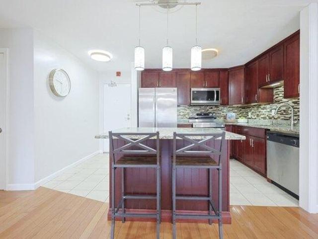 2 bedroom, Watertown MA 02472 105400184