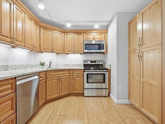 2 bedroom, Watertown MA 02472 105589190