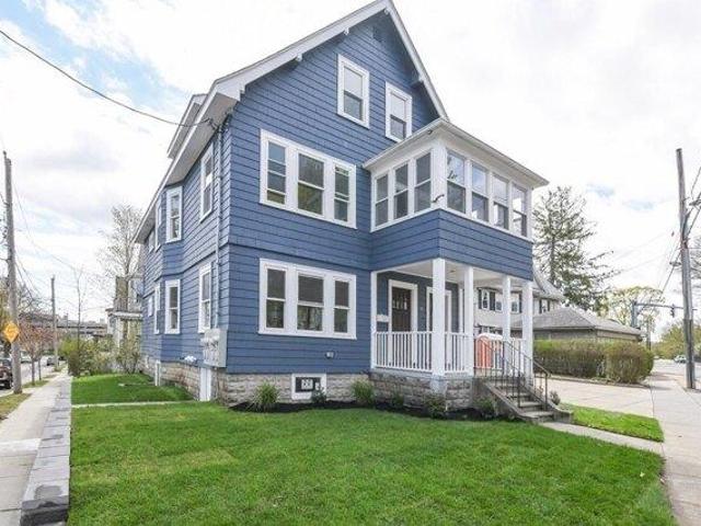 2 bedroom, Watertown MA 02472 105535326