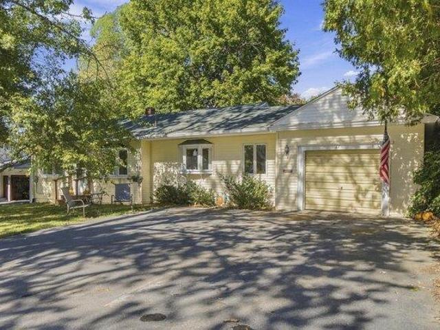 2 bedroom, Waterville ME 04901 105791886