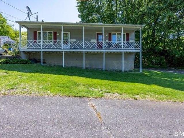 2 bedroom, Waterbury CT 06705 104568578