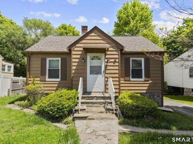 2 bedroom, Waterbury CT 06705 104512731