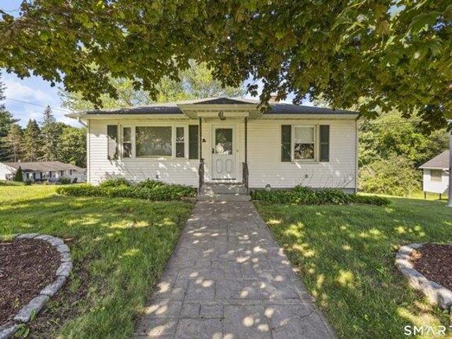 2 bedroom, Waterbury CT 06708 104604303