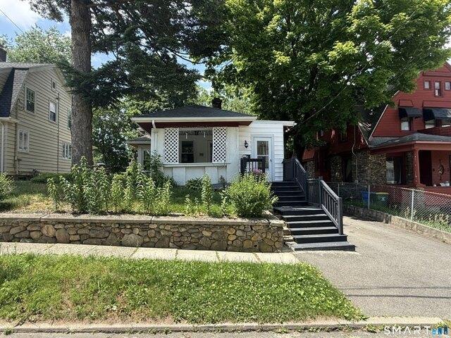 2 bedroom, Waterbury CT 06708 104759471