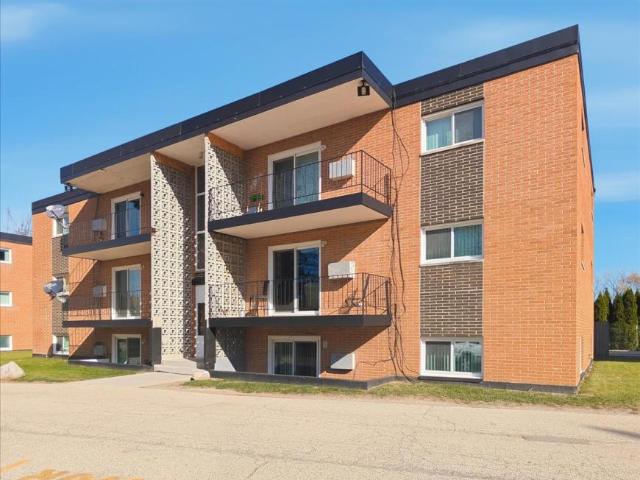 2 bedroom, Wauconda IL 60084 104888986