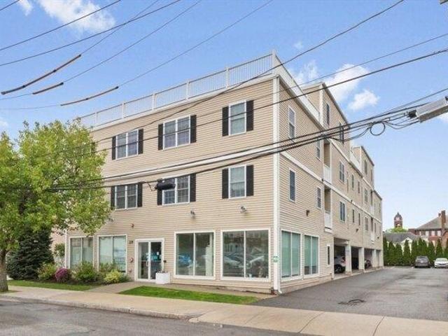 2 bedroom, Waltham MA 02453 105368221