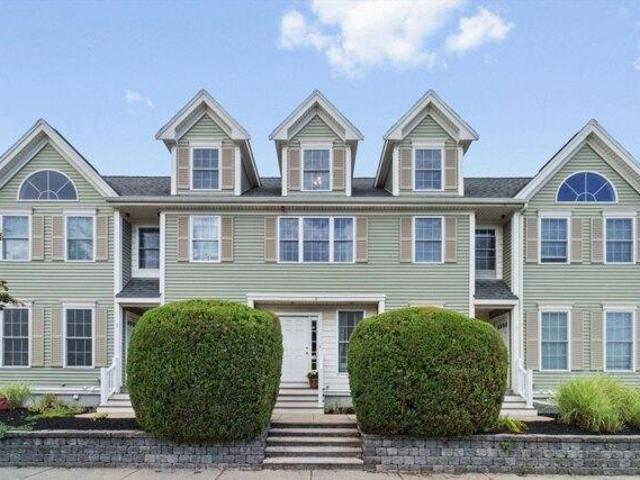 2 bedroom, Waltham MA 02453 105387395