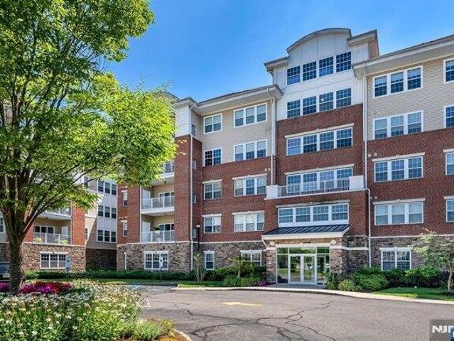 2 bedroom, Wanaque NJ 07465 105827856