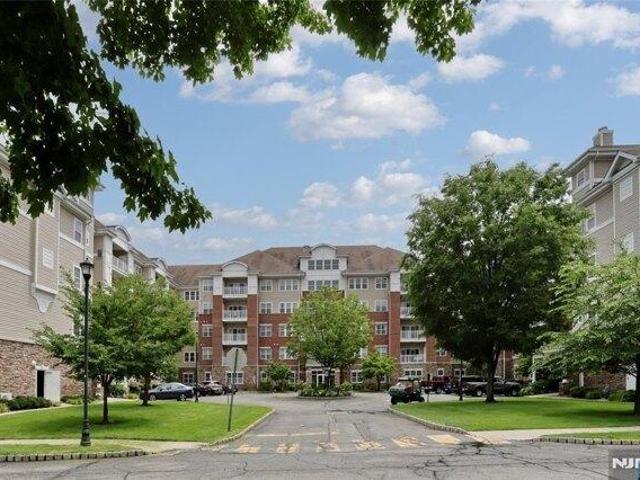 2 bedroom, Wanaque NJ 07465 105829869