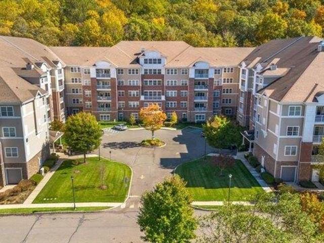 2 bedroom, Wanaque NJ 07465 105887184