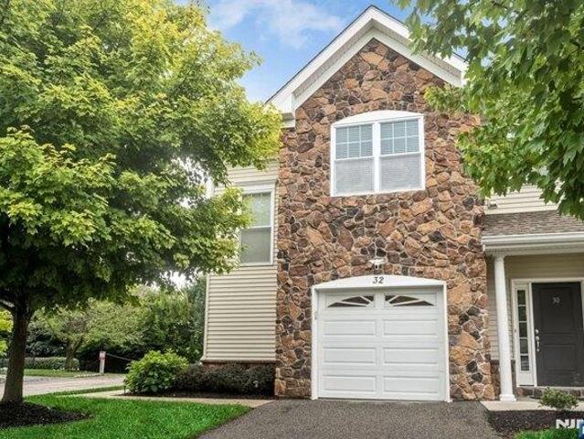 2 bedroom, Wanaque NJ 07420 105788035