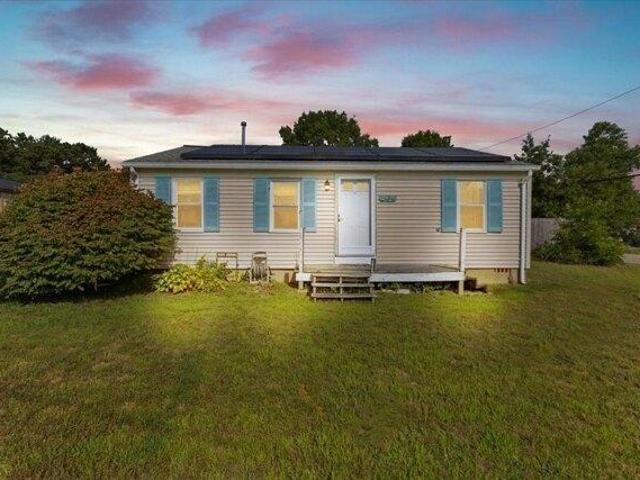 2 bedroom, Wareham MA 02538 LS105317690