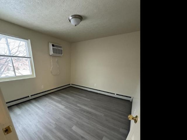 2 bedroom, Warren OH 444856 102177623