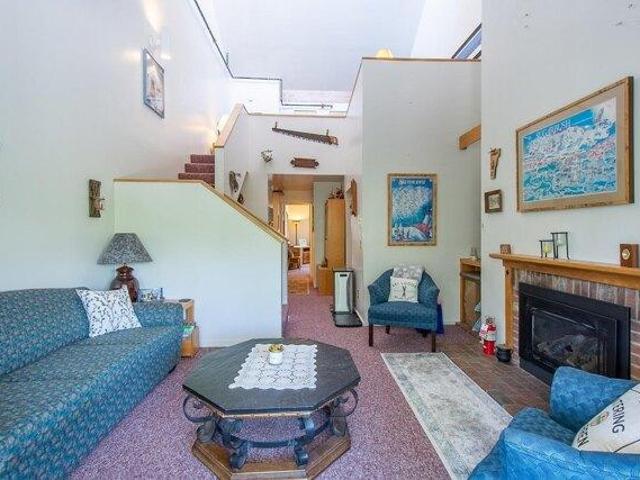2 bedroom, Warren VT 05674 105320358