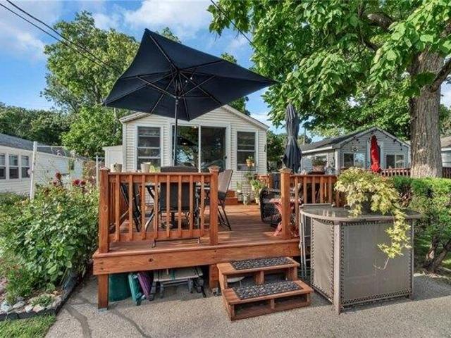 2 bedroom, Warwick RI 02886 105496609