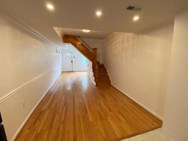 2 bedroom, Washington DC 20001 106028809