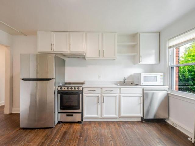 2 bedroom, Washington DC 20002 104614721