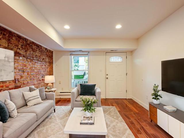 2 bedroom, Washington DC 20002 105214632