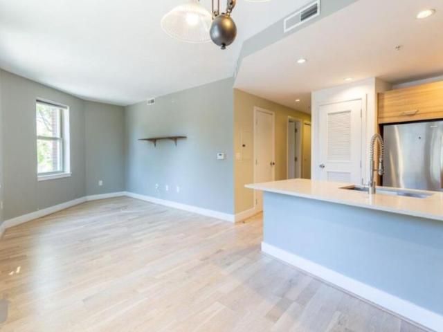 2 bedroom, Washington DC 20010 105842045