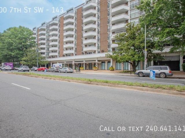 2 bedroom, Washington DC 20024 105433716