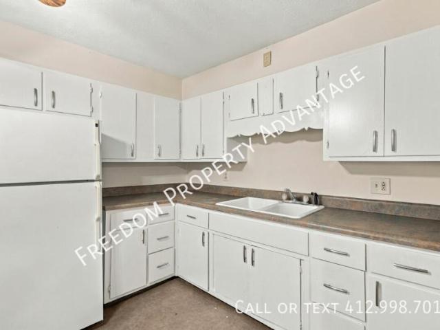 2 bedroom, Washington PA 15301 105665959