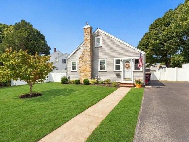 2 bedroom, Weymouth MA 02188 105576356
