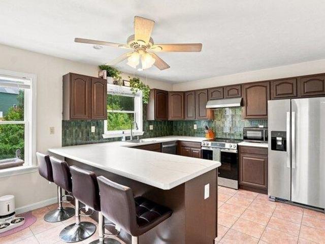 2 bedroom, Webster MA 01570 105576357