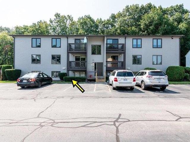 2 bedroom, West Warwick RI 02893 105439254