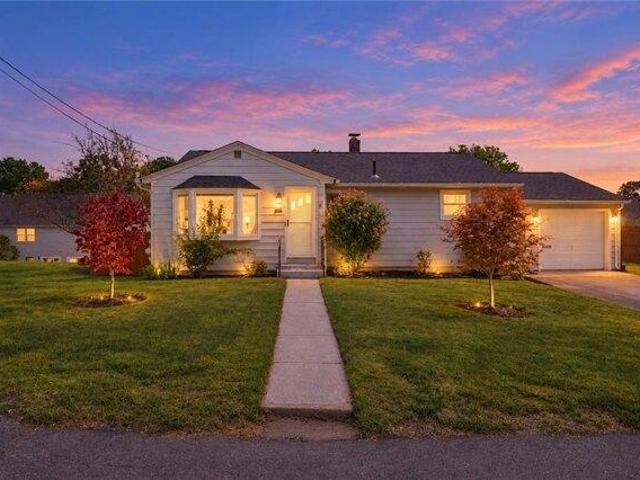 2 bedroom, West Warwick RI 02893 105534507