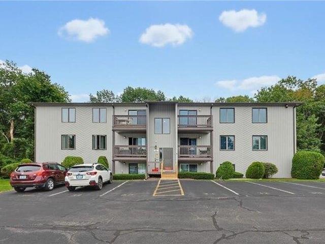 2 bedroom, West Warwick RI 02893 105537665